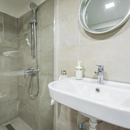 Apartment Cool In Budapest, Romeo Budapest